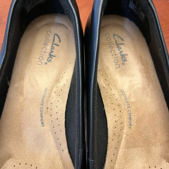 Clarks "Ultimate Comfort" low heeled ballet flats black leather Size 7.5 W - Picture 6 of 8
